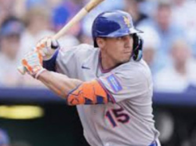 Why is Tyrone Taylor still wearing the No. 15 on his New York Mets jersey?